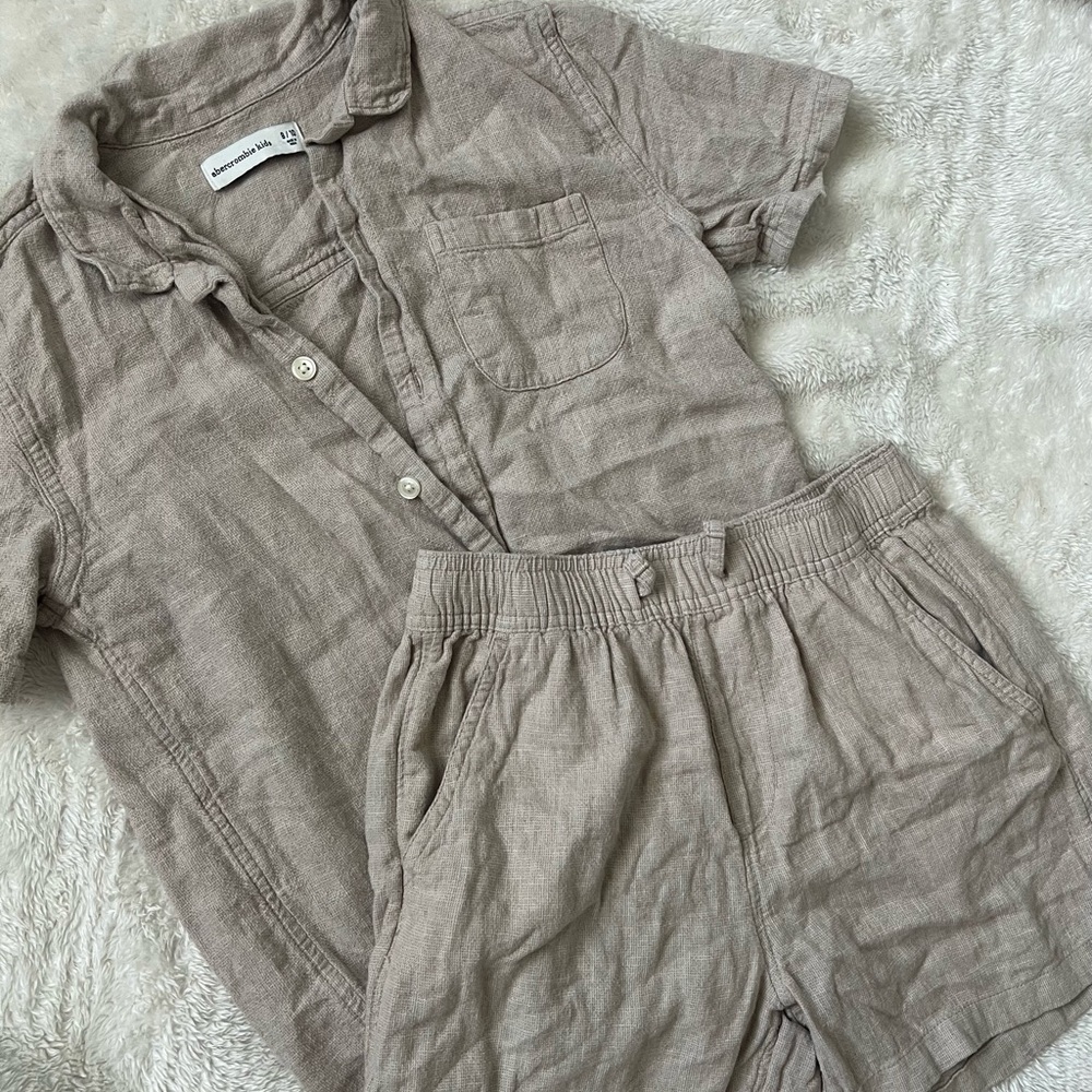 Abercrombie Kids Beige Linen Set